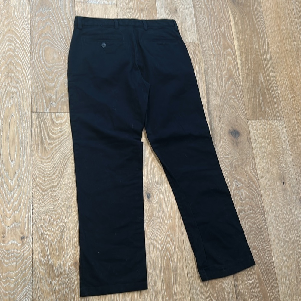 Old Navy Ultimate Loose Dress Chino Pant - Picture 6 of 7